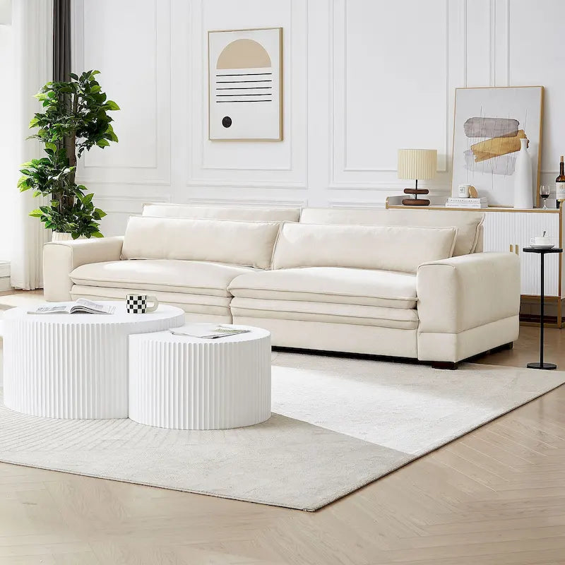 Sofá tapizado de estilo moderno de mediados de siglo con patas de madera maciza