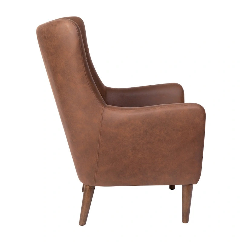 Sillón tapizado de respaldo alto con estructura de madera