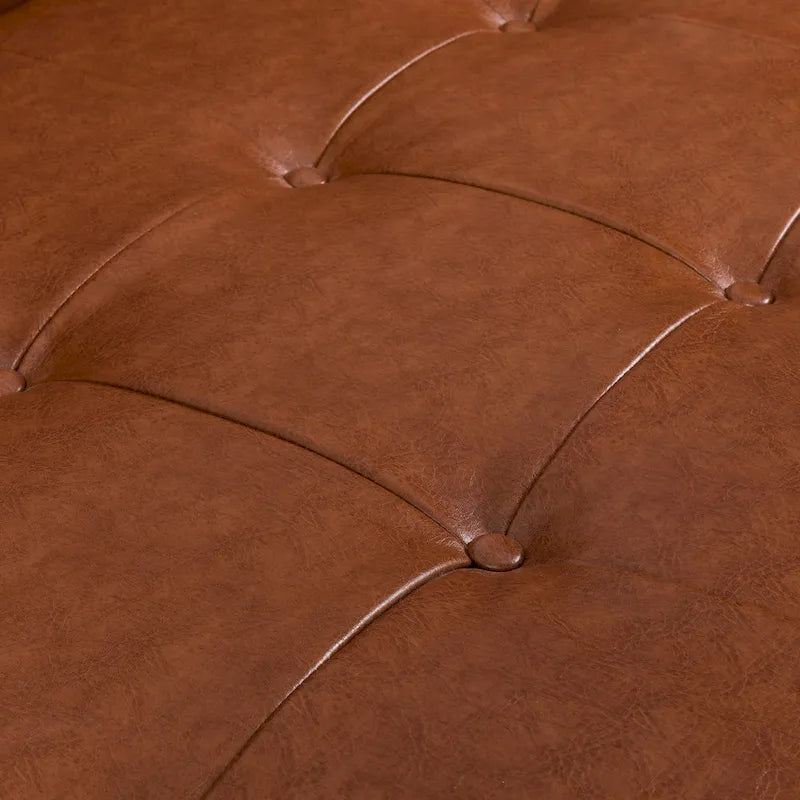 Sofa aus Kunstleder im Mid-Century-Stil mit Knopfheftung und Kissen