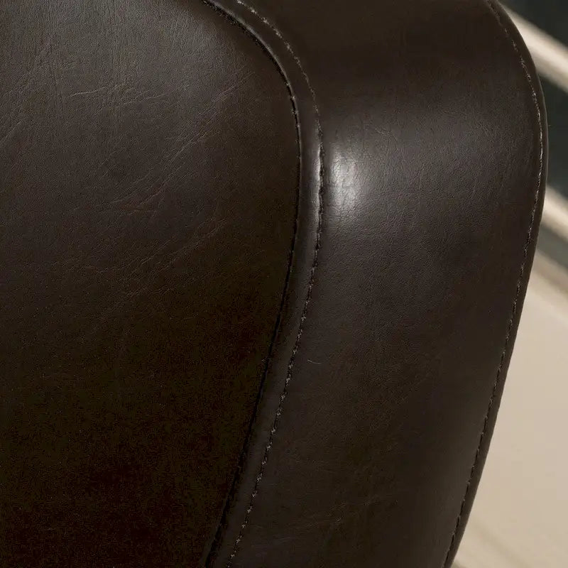Sillón giratorio estilo club con respaldo alado de cuero regenerado