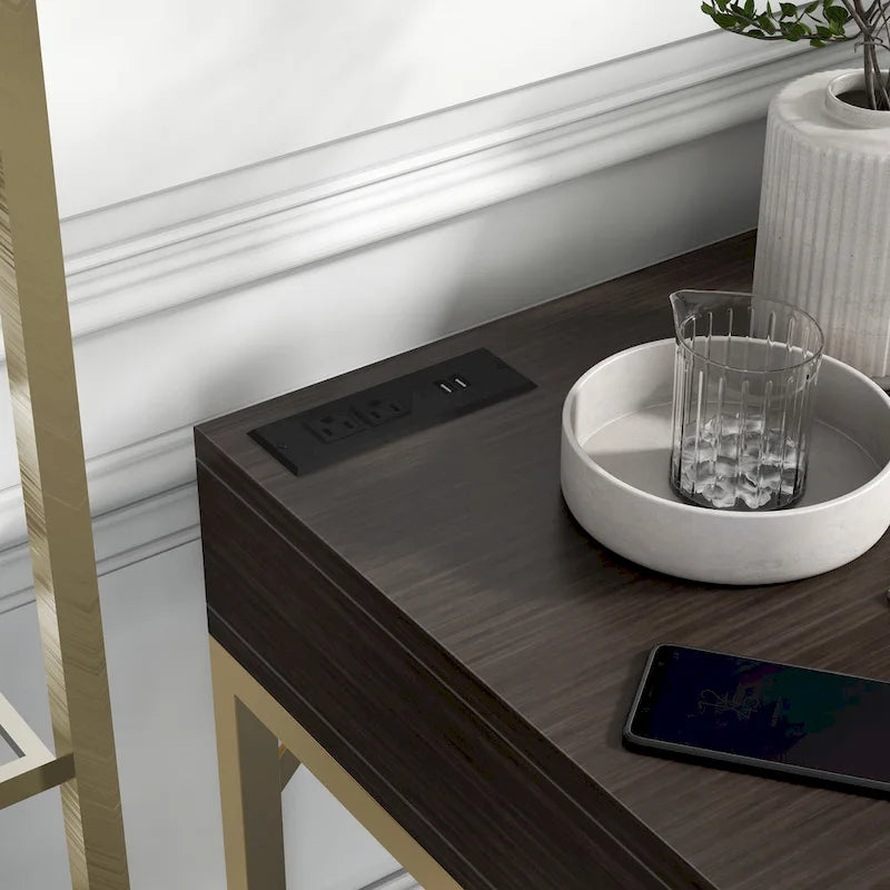 Scrivania a L con piano sollevabile, porte USB e prese di corrente