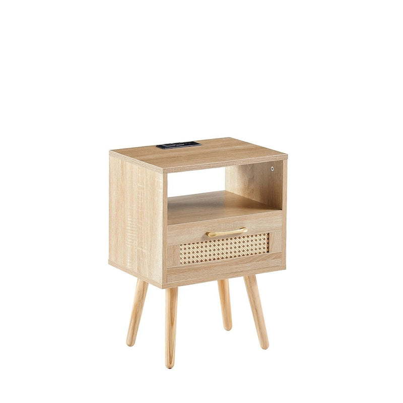 Rattan-Beistelltisch mit Schublade und USB-Anschlüssen