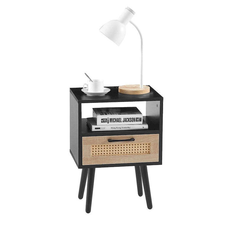 Rattan-Beistelltisch mit Schublade und USB-Anschlüssen