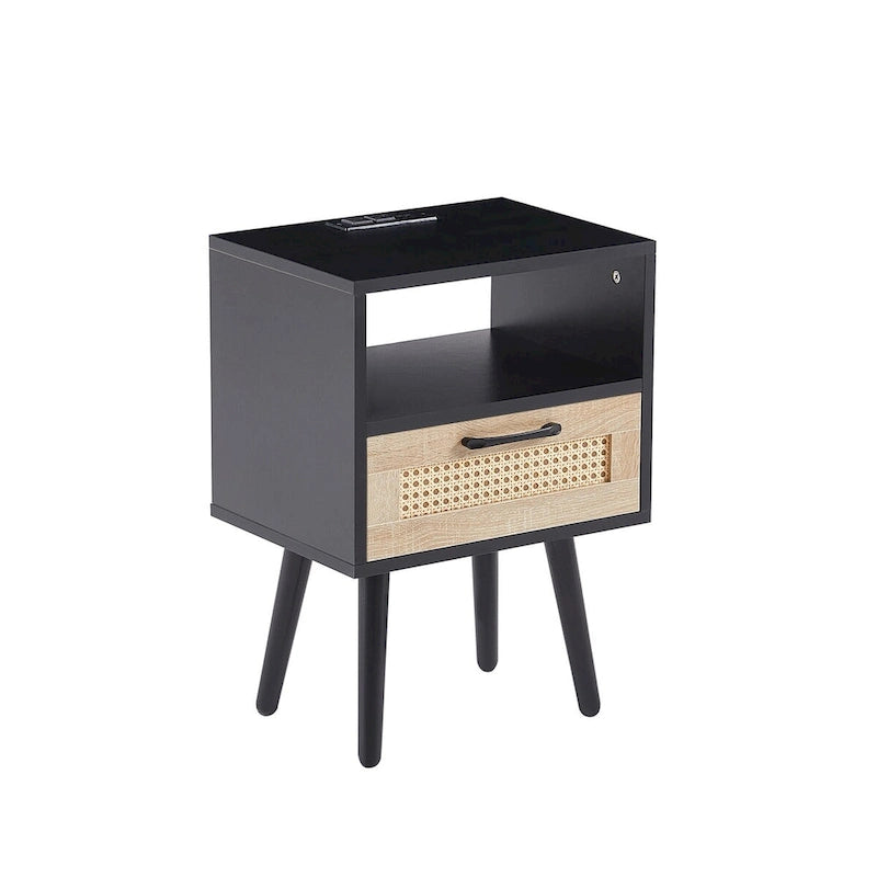 Rattan-Beistelltisch mit Schublade und USB-Anschlüssen