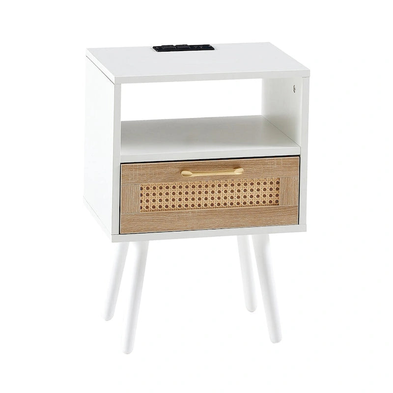 Rattan-Beistelltisch mit Schublade und USB-Anschlüssen