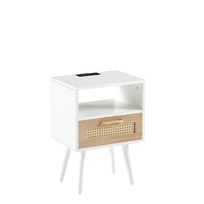 Rattan-Beistelltisch mit Schublade und USB-Anschlüssen