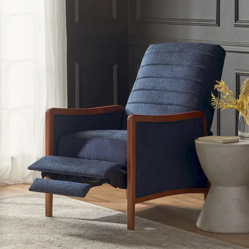Sillón reclinable de tela con respaldo abatible y estructura de madera